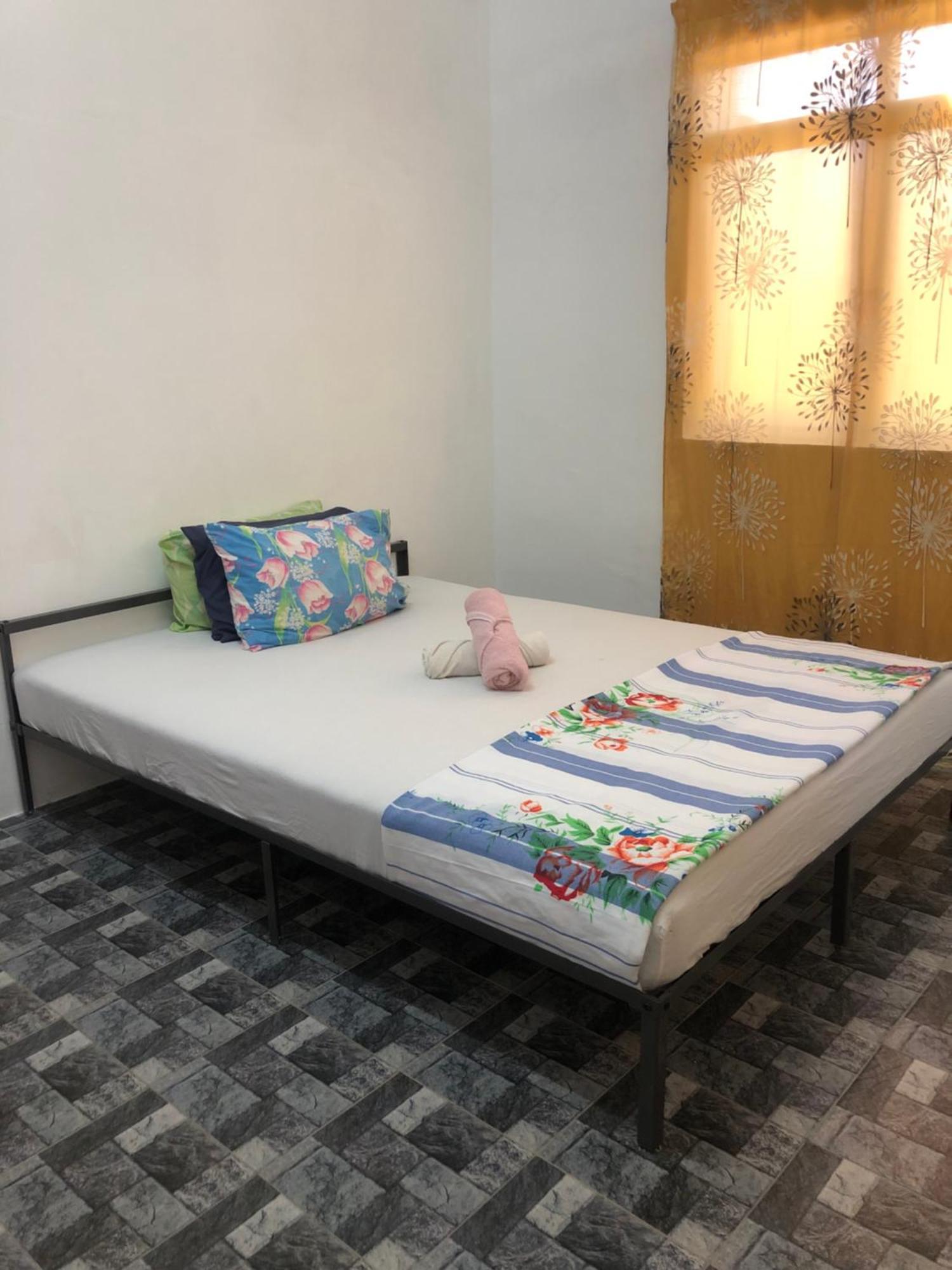 Homestay Idaman B B With 2 Room Aircond 2 Quen Bed And Not Sharing Room -Privacy Kuala Terengganu Exterior foto