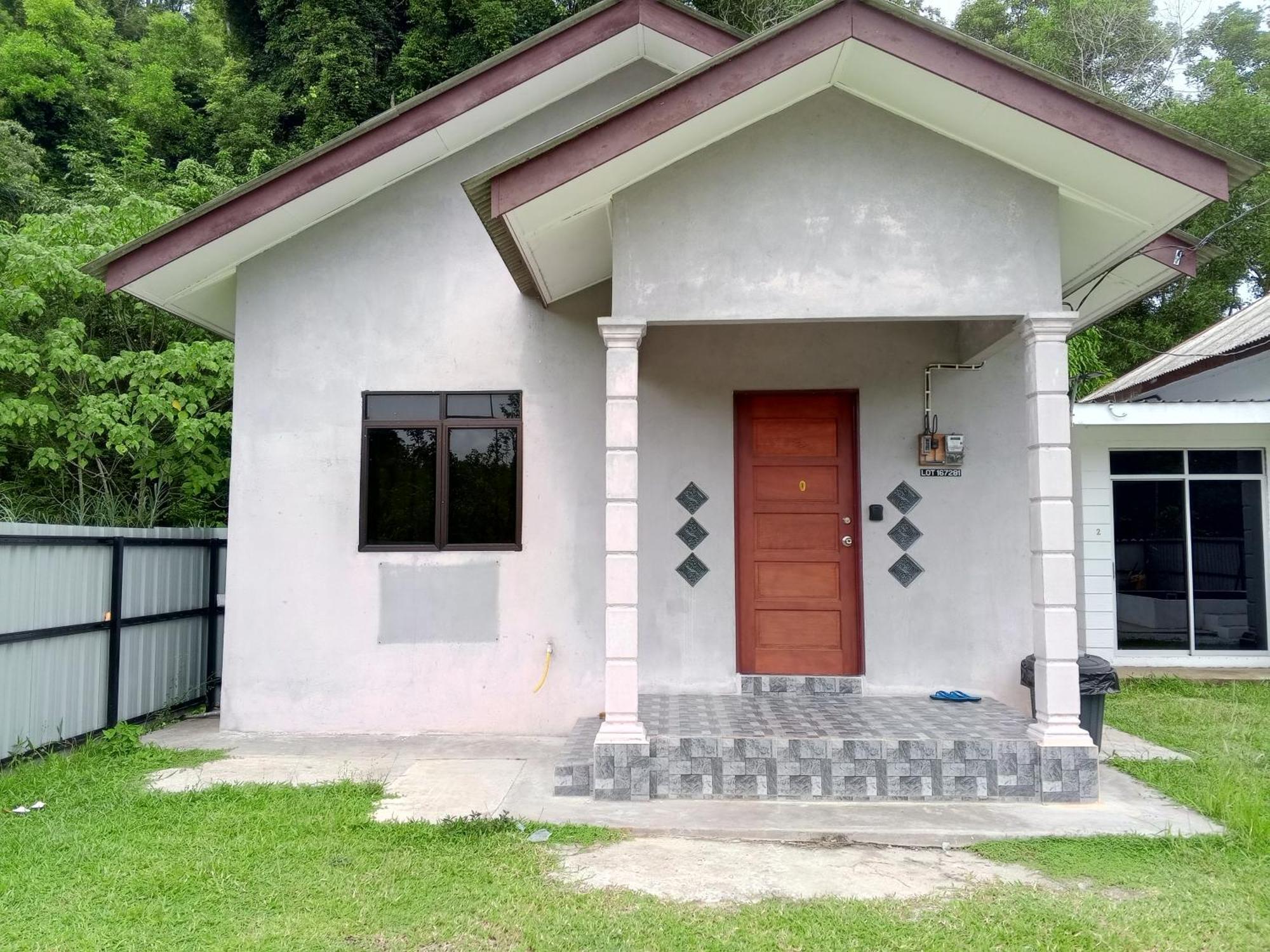 Homestay Idaman B B With 2 Room Aircond 2 Quen Bed And Not Sharing Room -Privacy Kuala Terengganu Exterior foto